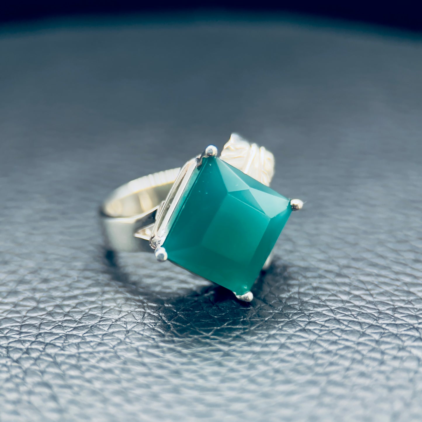Enchanted Leaf Chrysoprase Ring