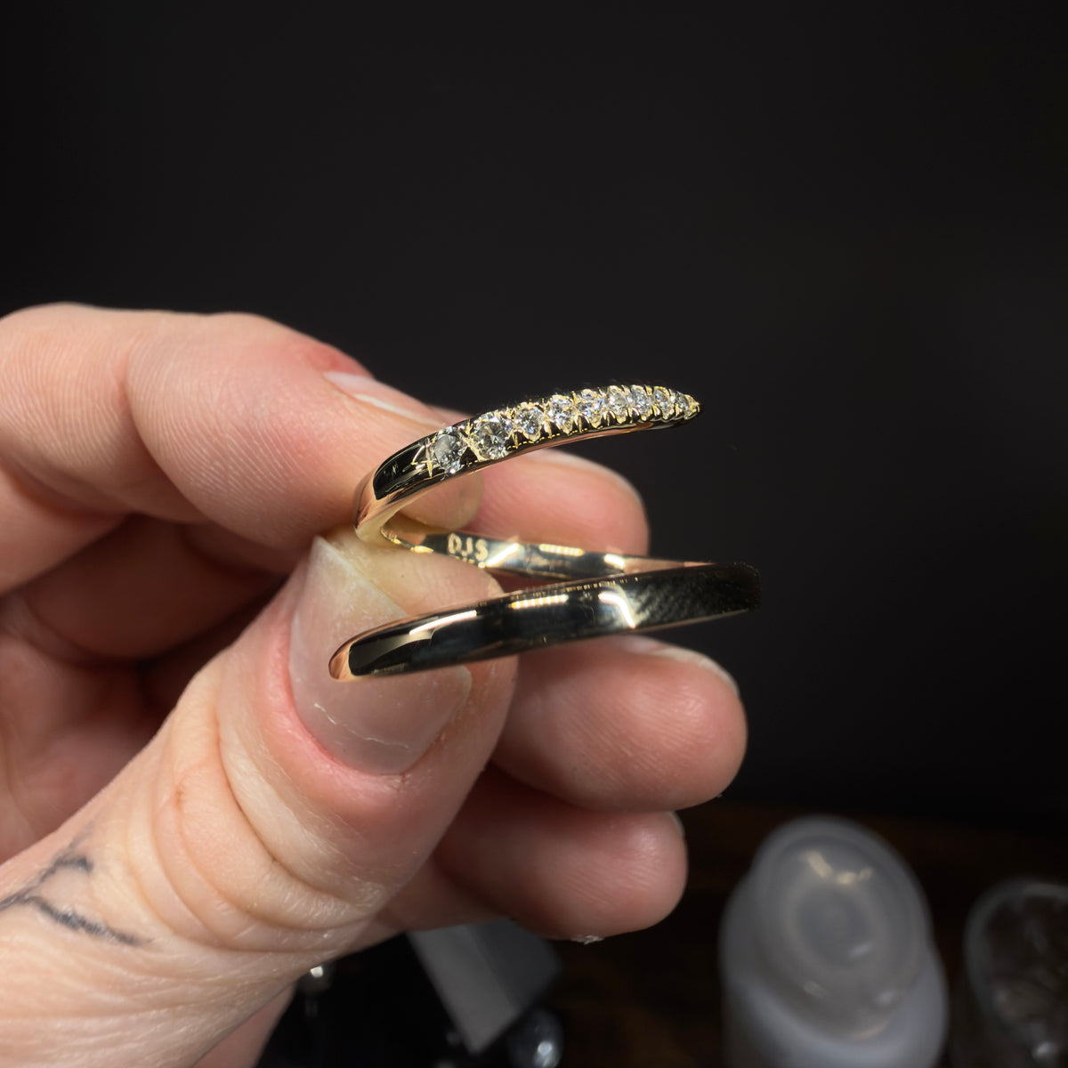 Diamond Embrace Ring | 10K Yellow Gold