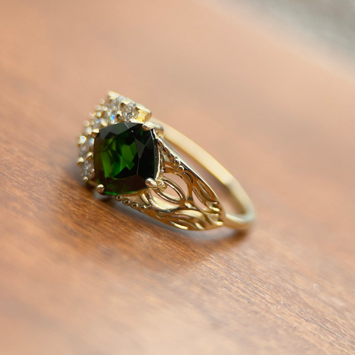 Celtic Grove Ring | 14K Yellow Gold